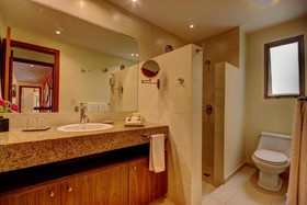 Riviera Maya Suites