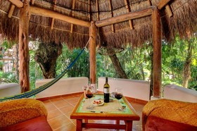 Riviera Maya Suites