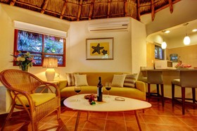 Riviera Maya Suites