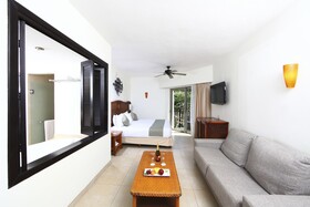 Sandos Caracol Eco Resort - Select Club Section