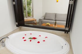 Sandos Caracol Eco Resort - Select Club Section