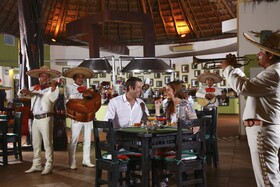 Sandos Caracol Eco Resort - Select Club Section