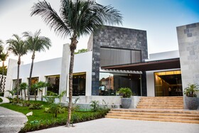 Sandos Playacar Select Club Adults Only