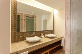 Senses Quinta Avenida Hotel by Artisan