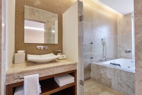 Senses Quinta Avenida Hotel by Artisan