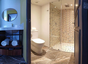 Singular Joy Hotel & Residences
