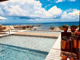 Singular Joy Hotel & Residences