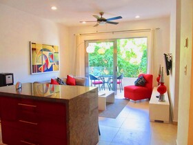 Skyline 24th by Playa Paradise