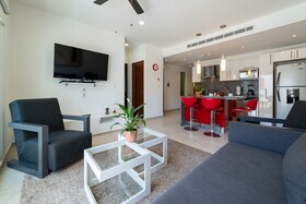 Skyline 24th by Playa Paradise