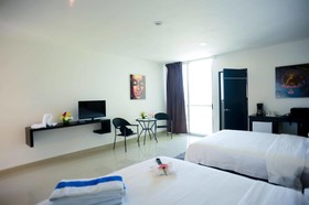 Sunrise 42 Suites