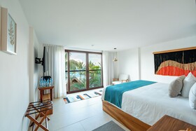 The Beachfront by The Fives Hotels