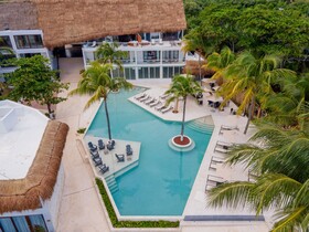 The Beachfront by The Fives Hotels