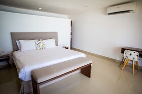 The Beachfront by The Fives Hotels