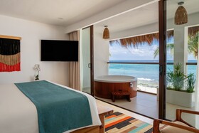The Beachfront by The Fives Hotels