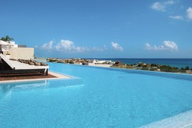The Fives Downtown Hotel & Residences, Curio Collection by Hilton