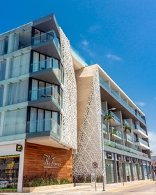 The Fives Downtown Hotel & Residences, Curio Collection by Hilton