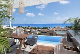 The Fives Downtown Hotel & Residences, Curio Collection by Hilton