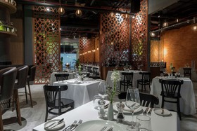 The Fives Downtown Hotel & Residences, Curio Collection by Hilton