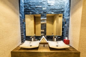 The Fives Downtown Hotel & Residences, Curio Collection by Hilton