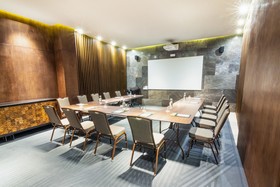 The Fives Downtown Hotel & Residences, Curio Collection by Hilton