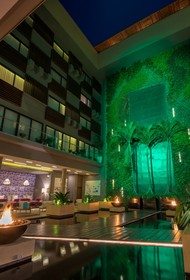 The Fives Downtown Hotel & Residences, Curio Collection by Hilton