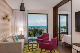 The Fives Downtown Hotel & Residences, Curio Collection by Hilton