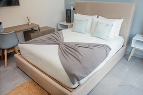 The Gallery Condos