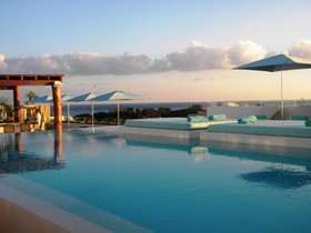 Hotel The Palm by Kavia