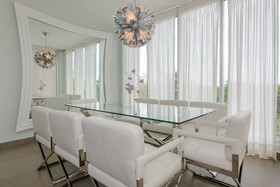 Vaiven by Playa District
