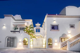 Valentina Suites by Las Flores