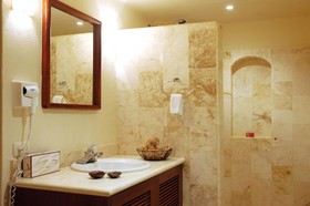 Villas Sacbe Condo Hotel and Beach Club