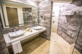 Wyndham Alltra Playa del Carmen Adults Only All Inclusive