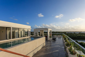 Zulim Condos