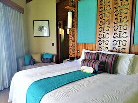 Palafitos Overwater Bungalows