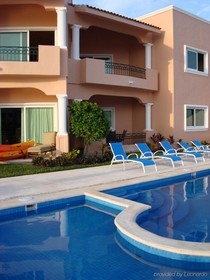 Aventuras Club - Laguna Condominium
