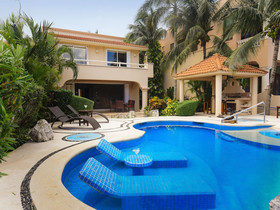 Villa Marinera by RMH