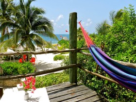 Acamaya Reef Cabañas & Beach Bar