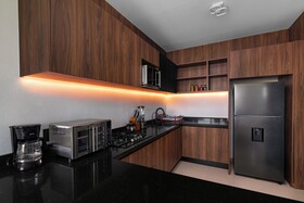 Angelina 28 Beachfront Hotel By Nah Hotels