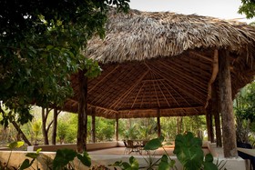 Casa Cenote Popol Vuh