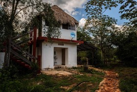 Casa Cenote Popol Vuh