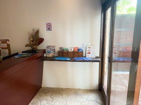 Casa del Puerto by MIJ - Beachfront Hotel