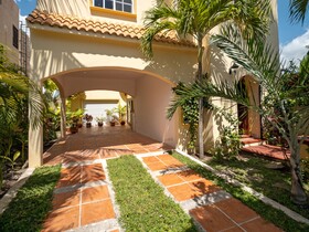 Casa Zarah