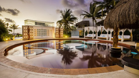 Desire Riviera Maya Pearl Resort