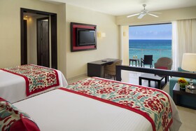 Dreams Jade Resort & Spa