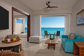 Dreams Jade Resort & Spa