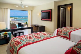 Dreams Jade Resort & Spa