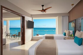 Dreams Jade Resort & Spa