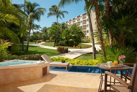Dreams Riviera Cancun Resort & Spa