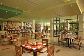 Dreams Riviera Cancun Resort & Spa