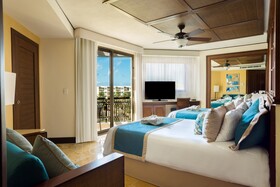 Dreams Riviera Cancun Resort & Spa